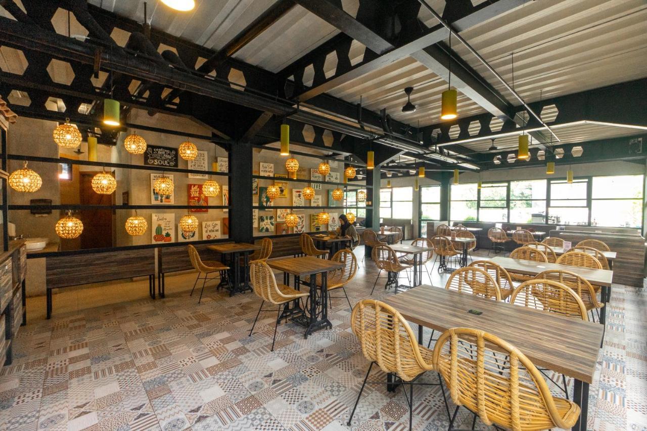 Hotel Summerville Majalengka Luaran gambar